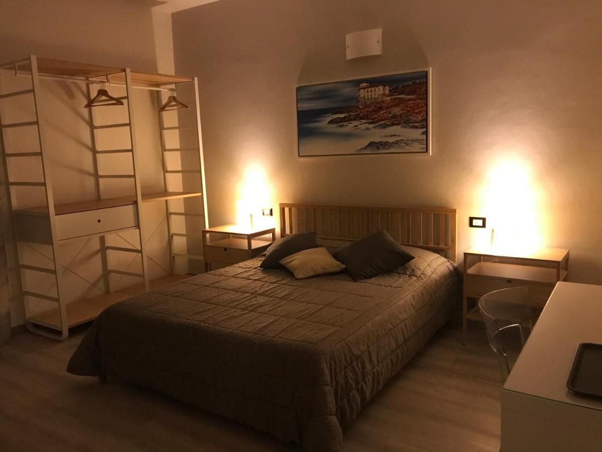 Attico Livorno Bed & Relax Hotel ภายนอก รูปภาพ