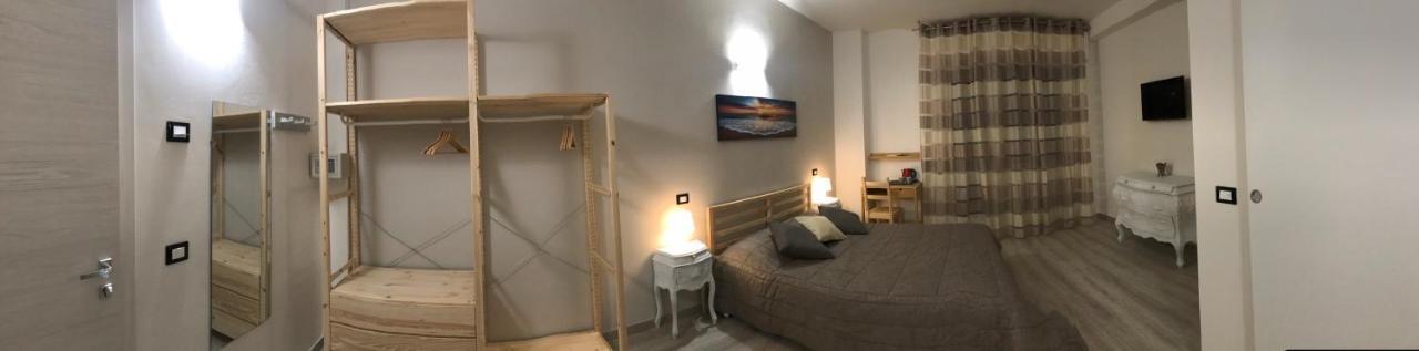 Attico Livorno Bed & Relax Hotel ภายนอก รูปภาพ