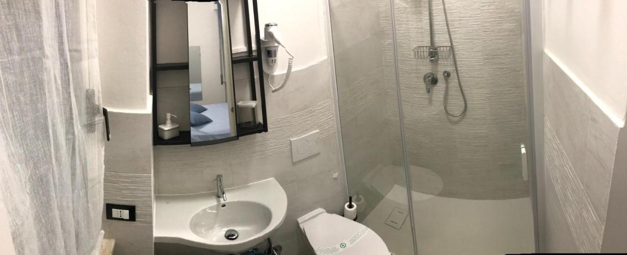 Attico Livorno Bed & Relax Hotel ภายนอก รูปภาพ
