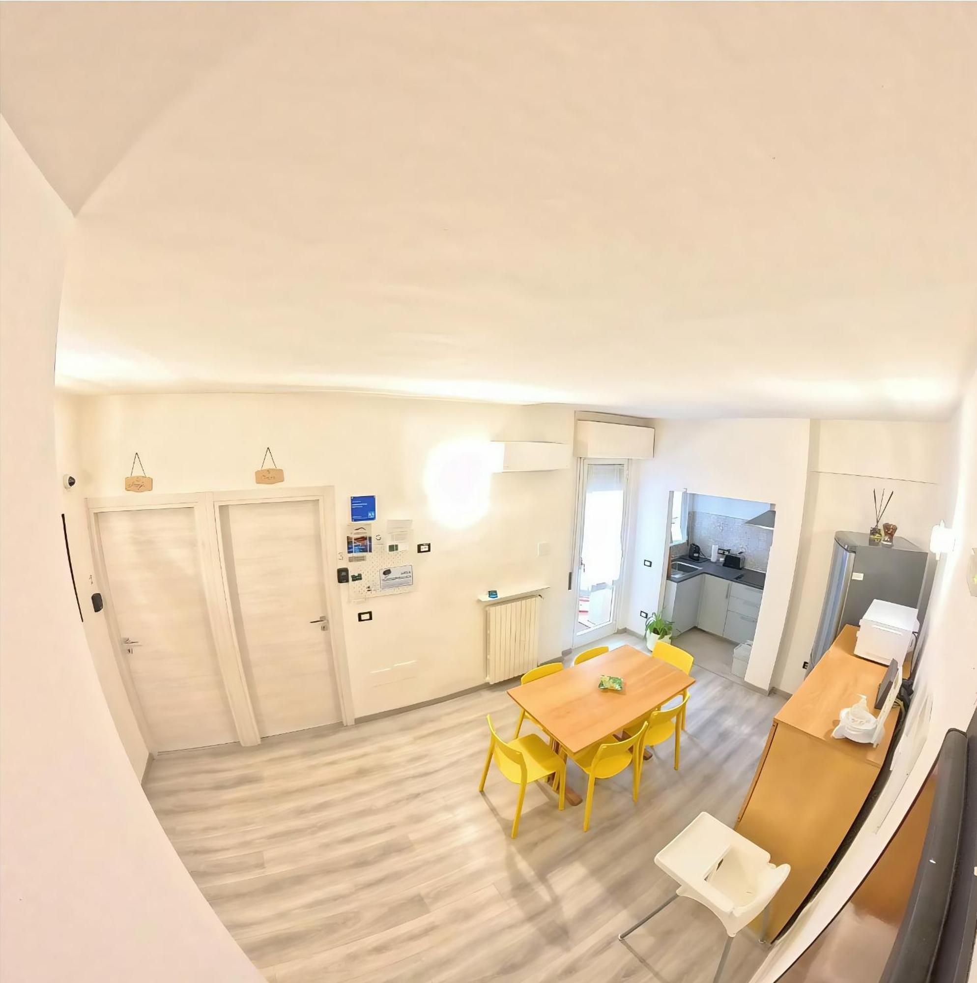 Attico Livorno Bed & Relax Hotel ภายนอก รูปภาพ